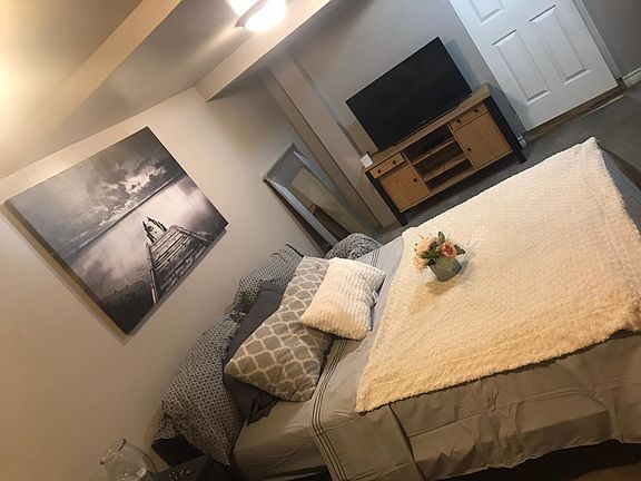 3rd image of 1911 Goodnaw St #3
