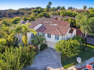 12622 Promontory Rd, Los Angeles, CA 90049