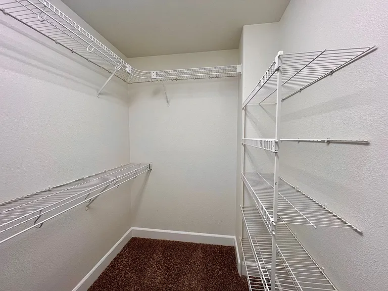16733 NE Halsey St — Photo 22