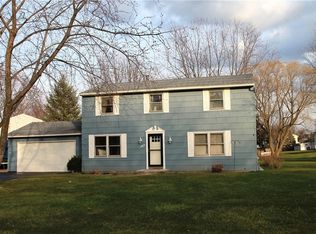 787 Lauren Ct, Webster, NY 14580