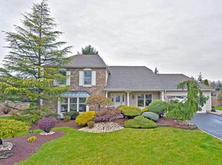 15 Meadow Ln, Marlboro, NJ 07746