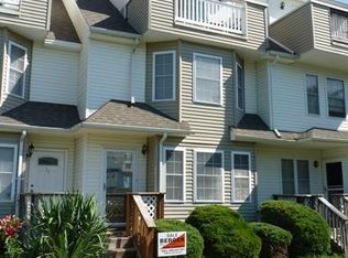 18 Patcong Dr, Egg Harbor Township, NJ 08234