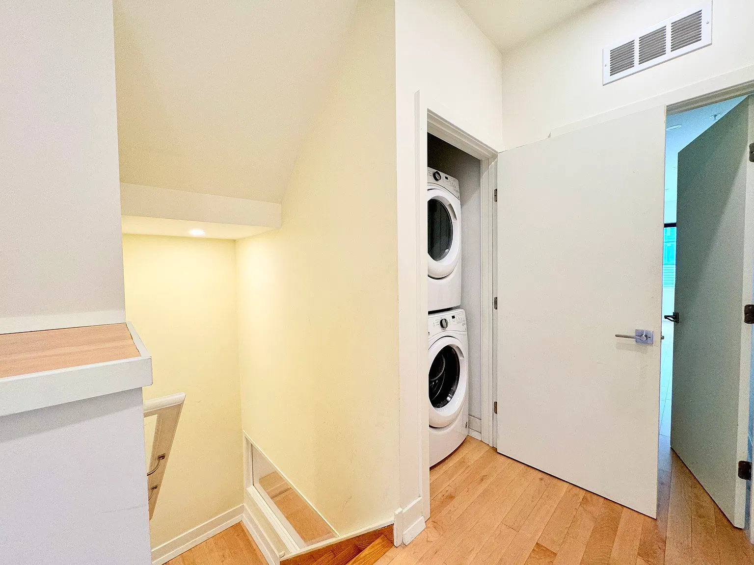 3 bed, 1500 sqft, $2,800 — Photo 4