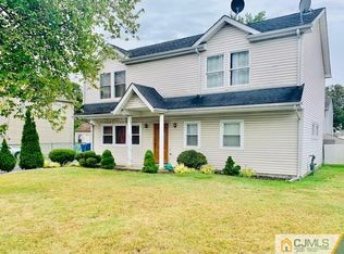 68 W Arthur Pl, Iselin, NJ