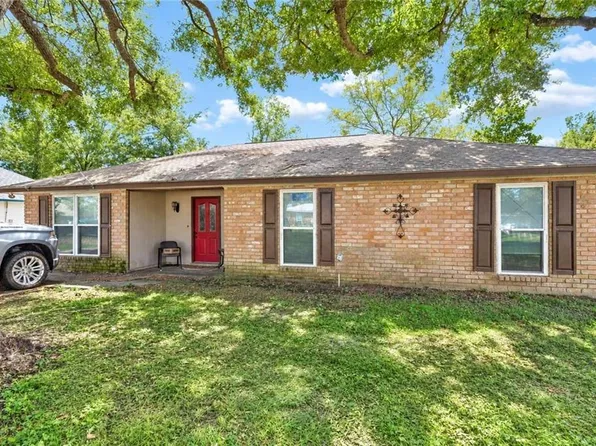 42149 Shadow Creek Ave, Gonzales, LA 70737