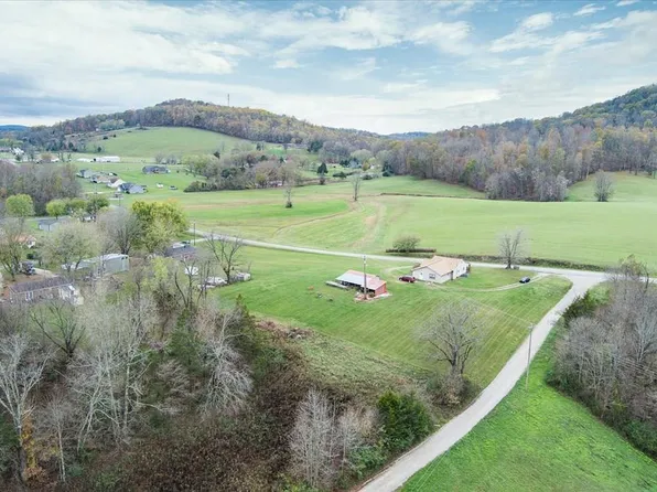 2095 Rickman Rd, Livingston, TN 38570