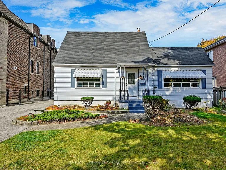 60 Northwood Dr — Photo 1