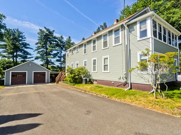 111 Quartus St #2, Chicopee, MA 01013