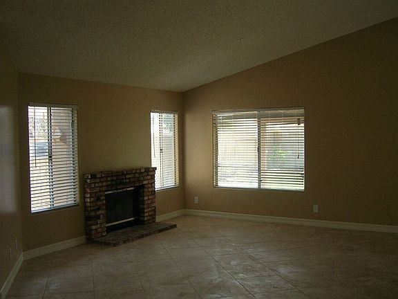 4th image of 14325 Chesebro Ct #0