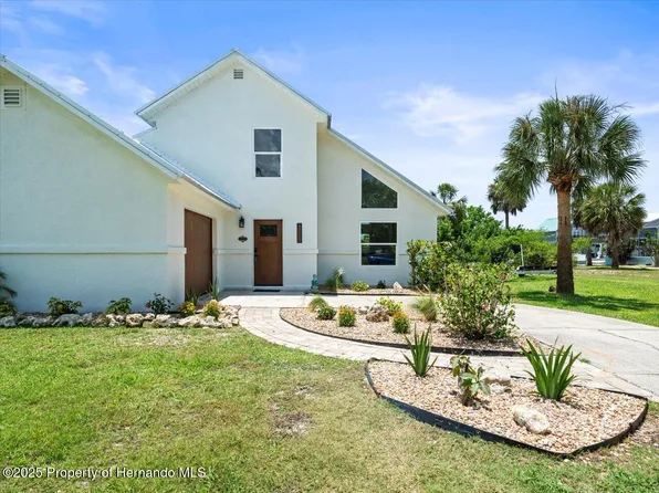 4104 Pine Dale Ct, Hernando Beach, FL 34607