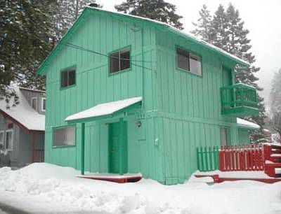 1st image of 703 Oak Knoll Dr