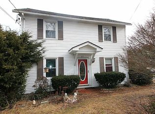 67 Amherst Rd, South Hadley, MA 01075