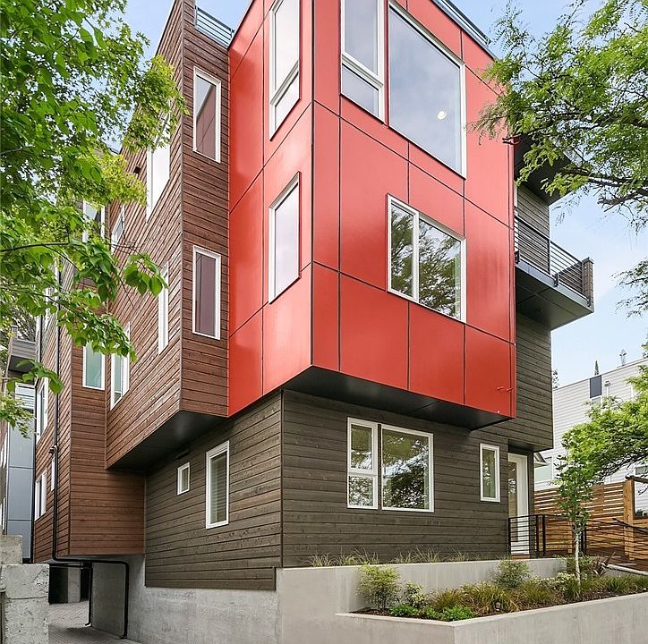 1st image of 219 A 23rd Avenue E