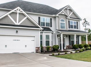 109 Pine Lakes Dr, Maple Hill, NC 28454
