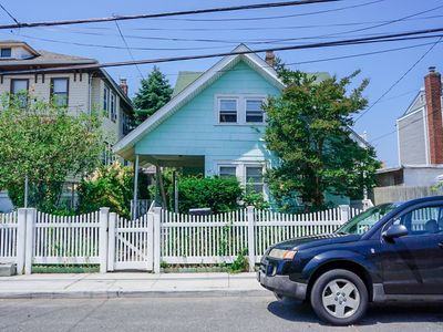 205 Beach 30th St, Far Rockaway, NY, 11691