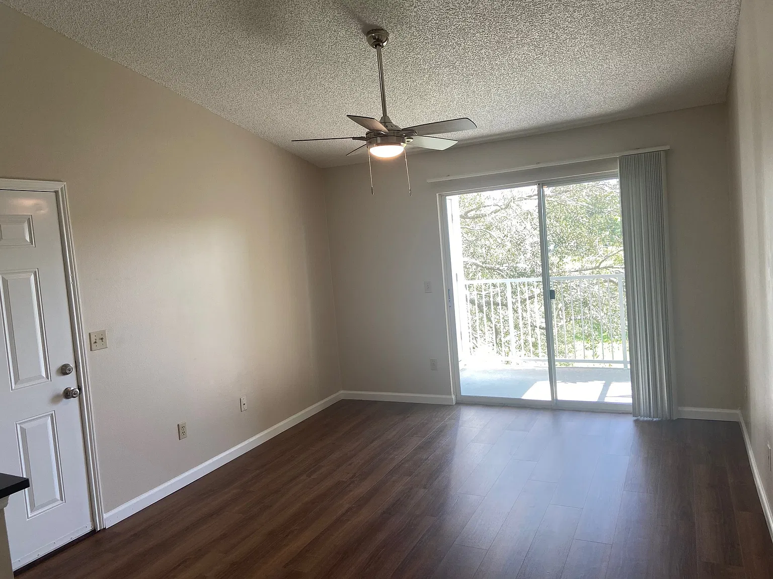 1 bed, 588 sqft, $1,499 — Photo 4