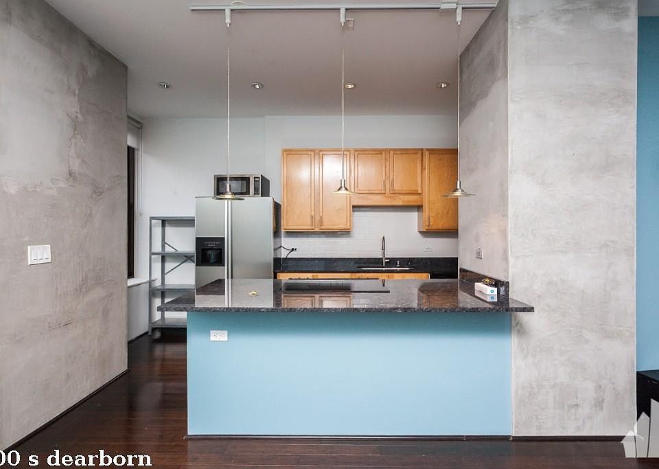 1st image of 600 S Dearborn St #1023