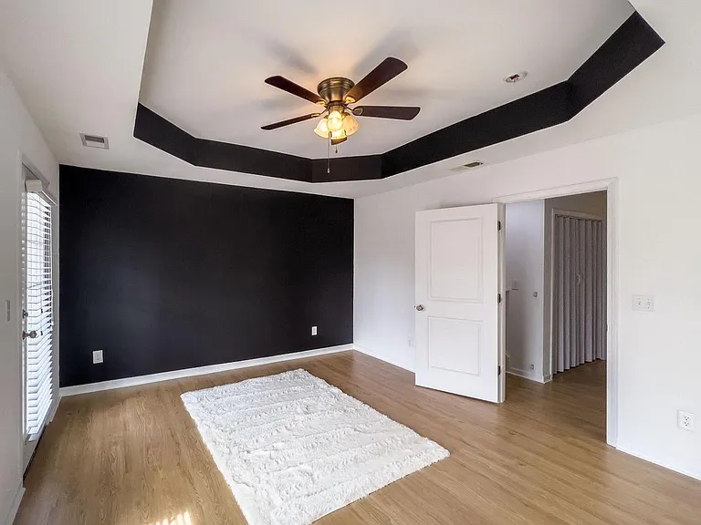 1776 Towne St — Photo 12