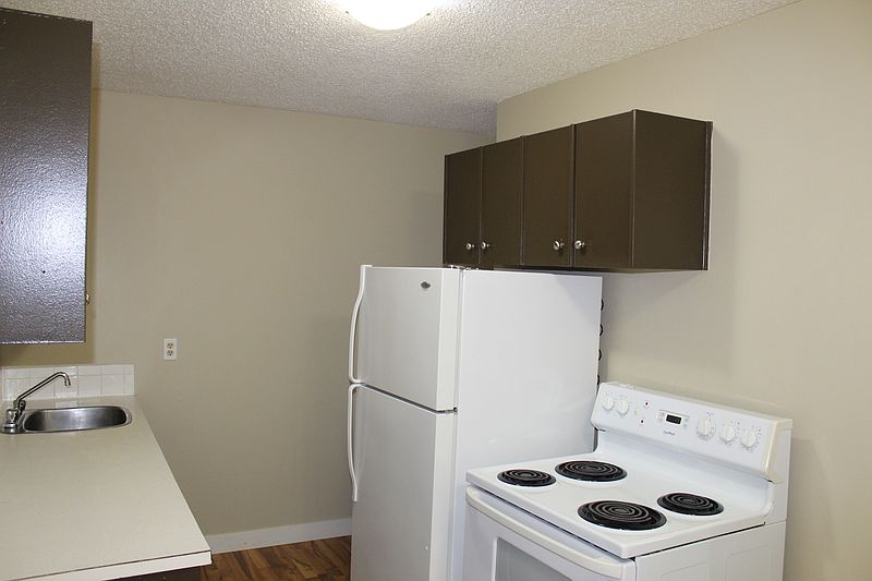Calgary Apartment for rent - 1 Bedroom — photo 3