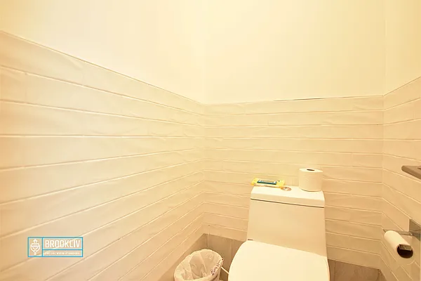 Rented by null | media 30