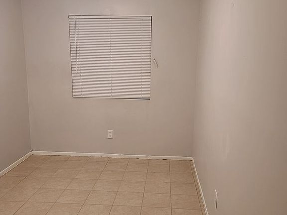 4th image of 1092 E Phillips Blvd #A