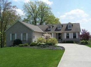 248 Jefferson Ridge Dr, Pataskala, OH 43062