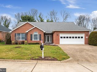 834 Buckner Dr, Winchester, VA 22601