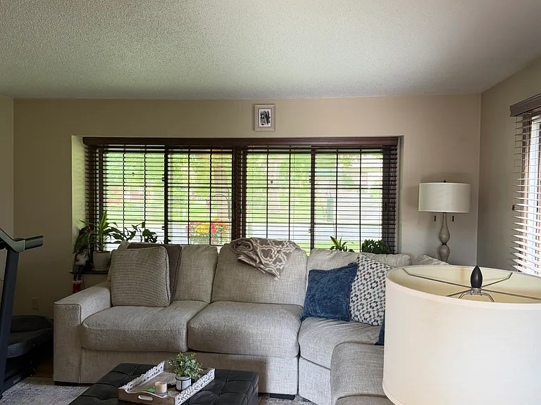 415 Grand Ave — Photo 2