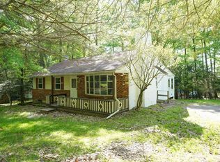 116 Maple Dr, Hawley, PA 18426