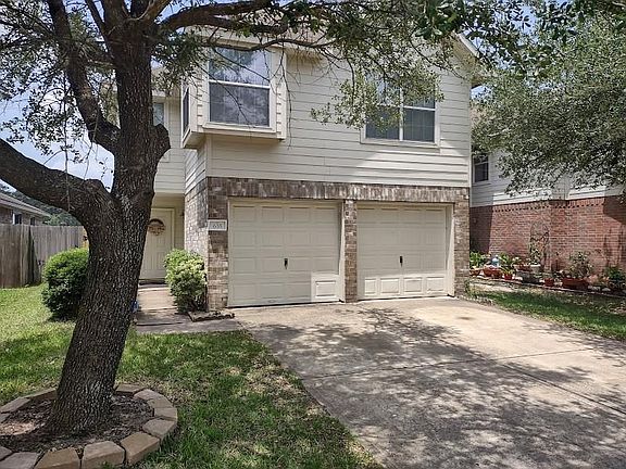 2nd image of 635 Hollandbridge Ln