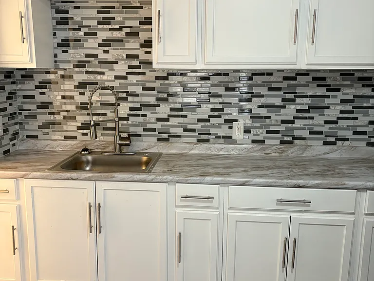 3910 E 116th St #3 — Photo 4