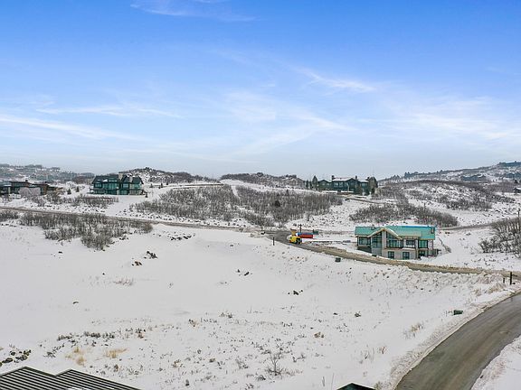 2nd image of 9438 N Vale View Cir #94-DS