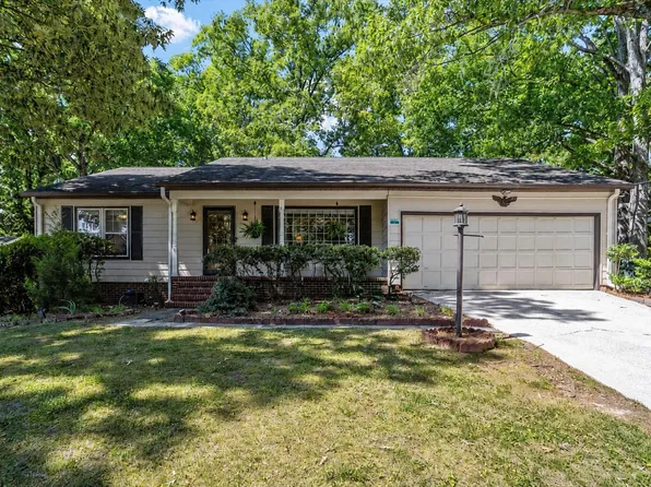 5520 Newberry Dr, Raleigh, NC 27609