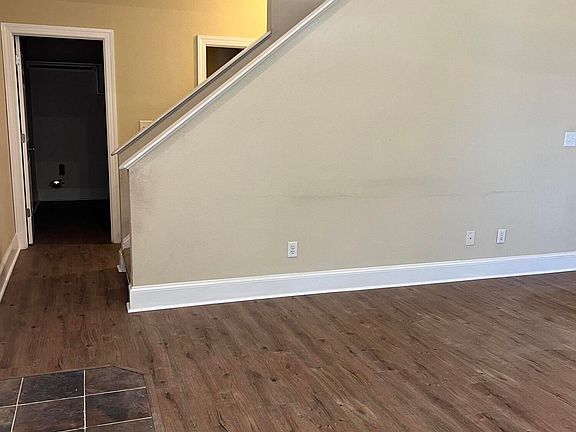 2nd image of 2504 A Brookville Dr