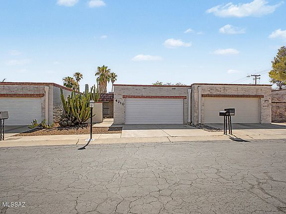 3rd image of 4210 N Limberlost Cir