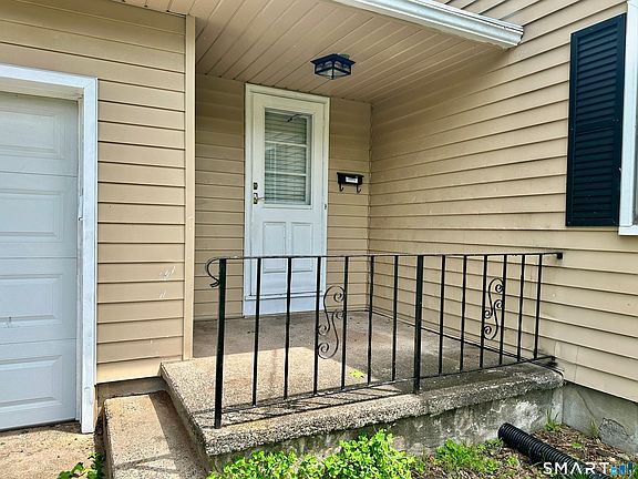 4th image of 1 Edward Avenue