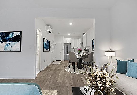 4th image of 605 W 187th St #2S