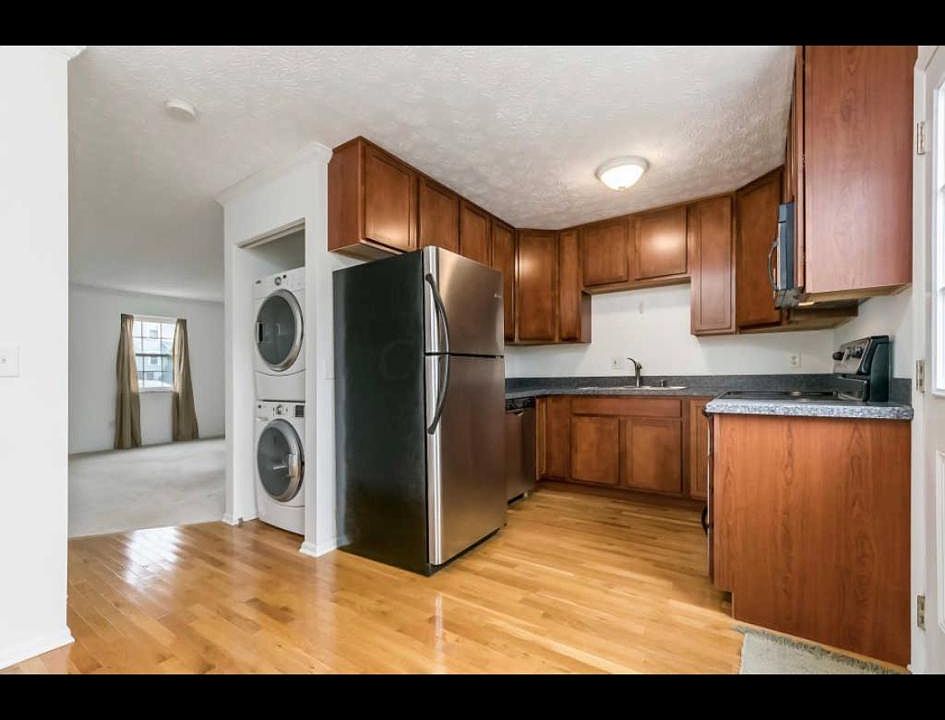 1st image of 3046 Dorris Ave