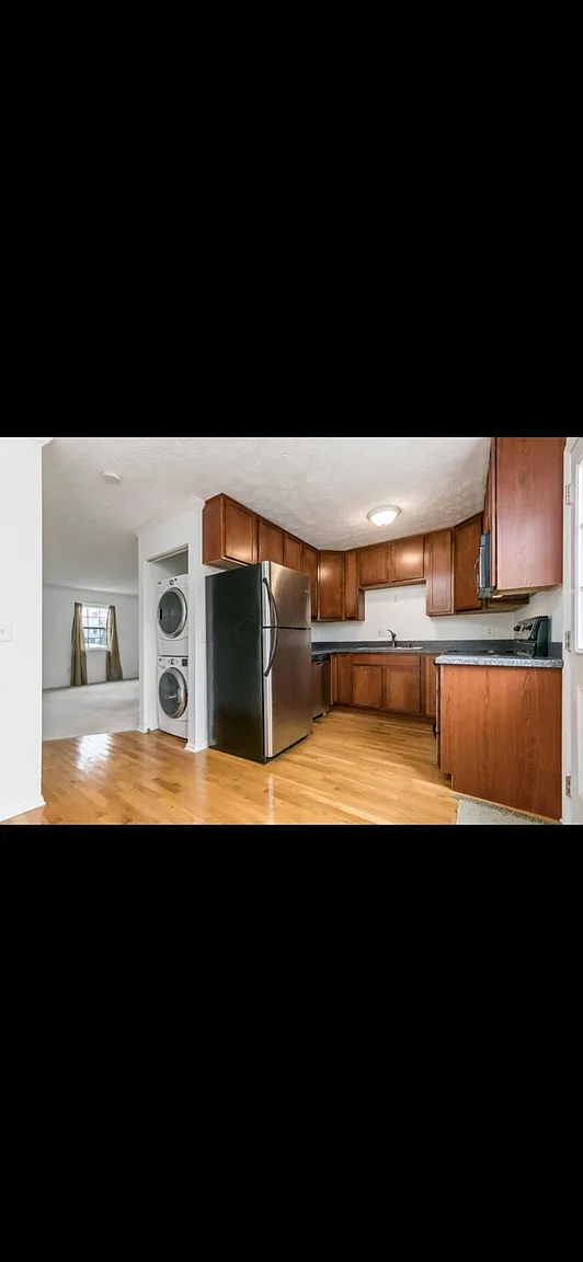 3046 Dorris Ave photo 1