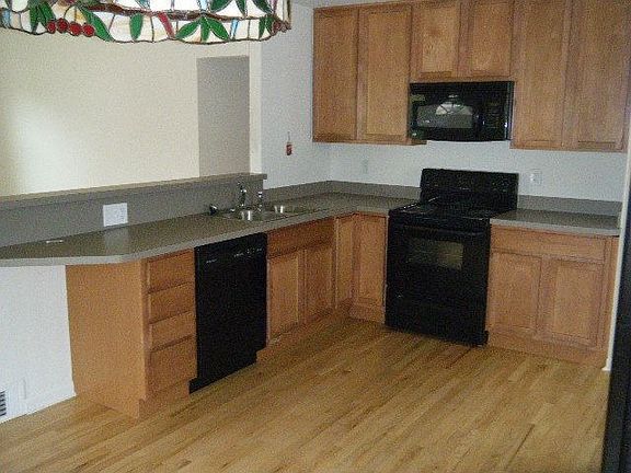2nd image of 4409 Woodland Ave