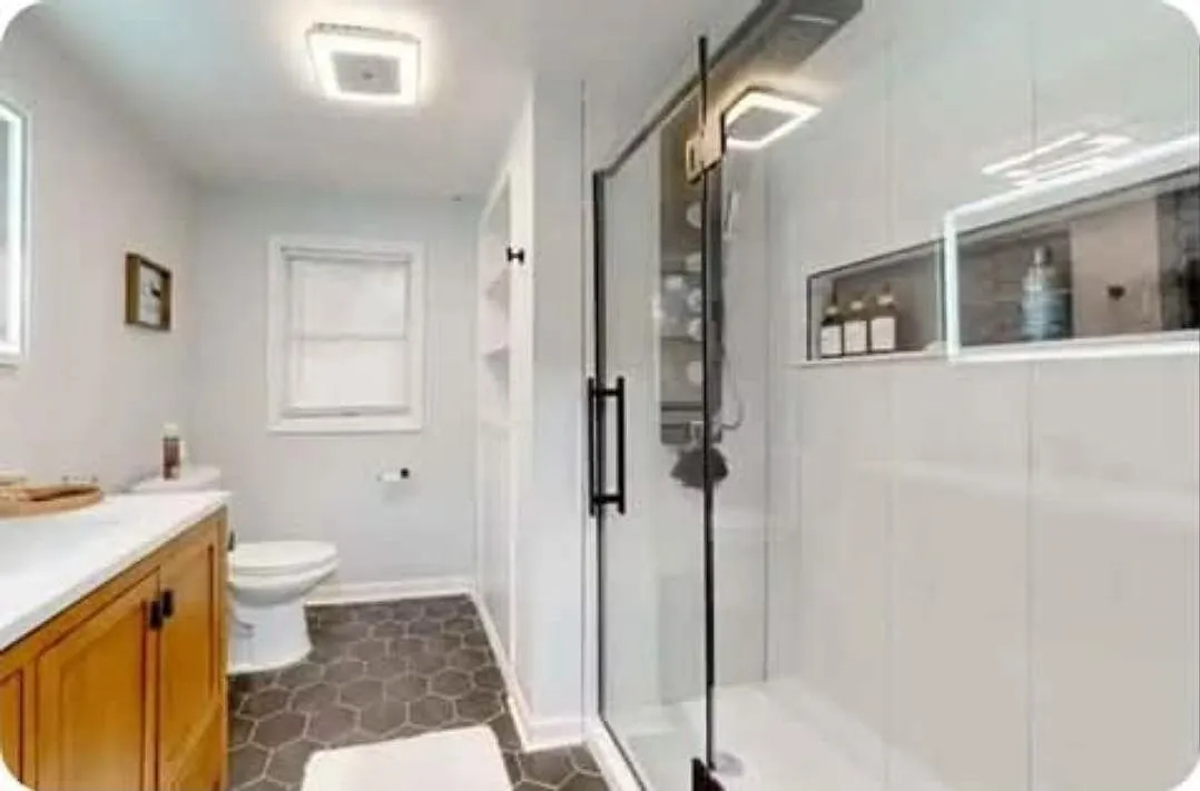 1234 Woodhill Ln — Photo 2