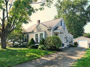 1620 Thornapple Ave, Akron, OH 44301