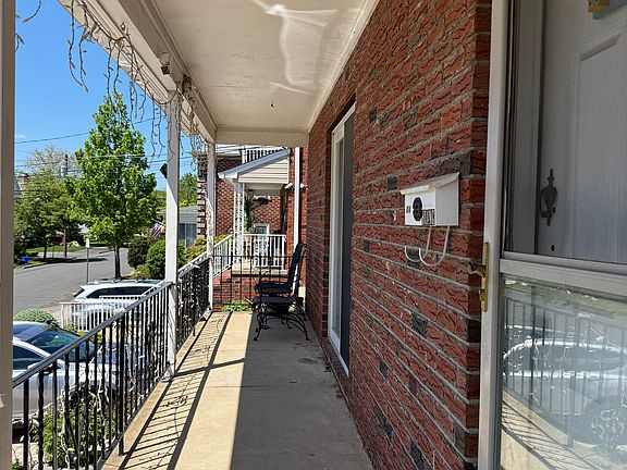 3rd image of 25 Spring St #A