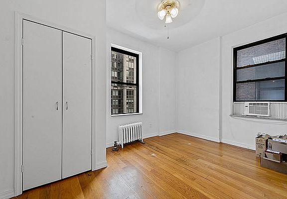 4th image of 1219 1st Ave #5B