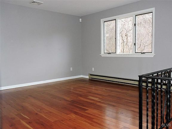 2nd image of 2609 W View Dr