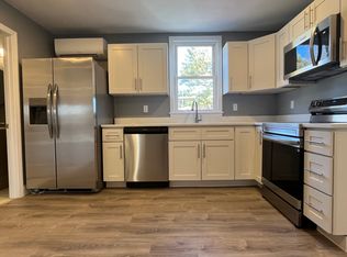 190 E Main Rd UNIT 2, Middletown, RI 02842