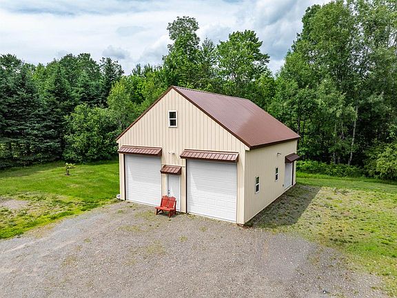4th image of 16 Cider Hill Rd