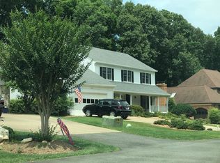 7832 Vervain Ct, Springfield, VA 22152