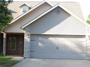 3202 SW Windrift Ave, Bentonville, AR 72712