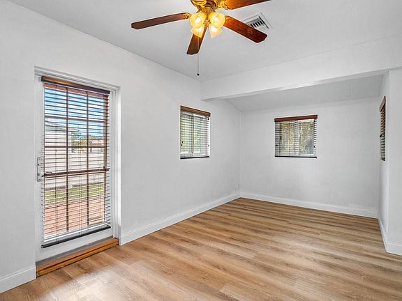 5th image of 4528 SW 28th Ter